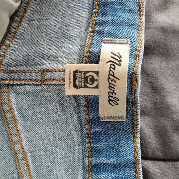 Madewell Perfect Jean Denim Shorts Womens 26 Blue Distressed Magic Pockets Nwt - Picture 2 of 8